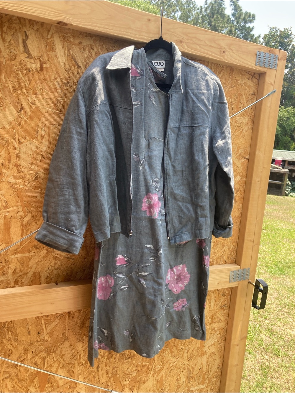 DRESSING CLIO/Floral LINEN Dress & Jacket Set in Gray with Pink Flowers